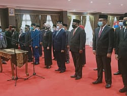 Gubernur Sultra Lantik 12 Pejabat Eselon II Lingkup Provinsi