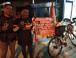 Nazar Keliling Indonesia, Pria Asal Semarang Tiba di Kendari Pakai Sepeda