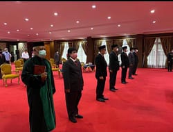 Gubernur Ali Mazi Lantik Pejabat Lingkup Pemprov Sultra,  Asisten 1 Basiran Jabat BPKAD