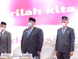 Resmi, Gubernur  Sultra Lantik Walikota Baubau dan Pj Bupati Buton Tengah