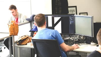 CEO Silicon Valley Bridge Bank Meminta Pelanggan untuk menyetor ulang dana Mereka